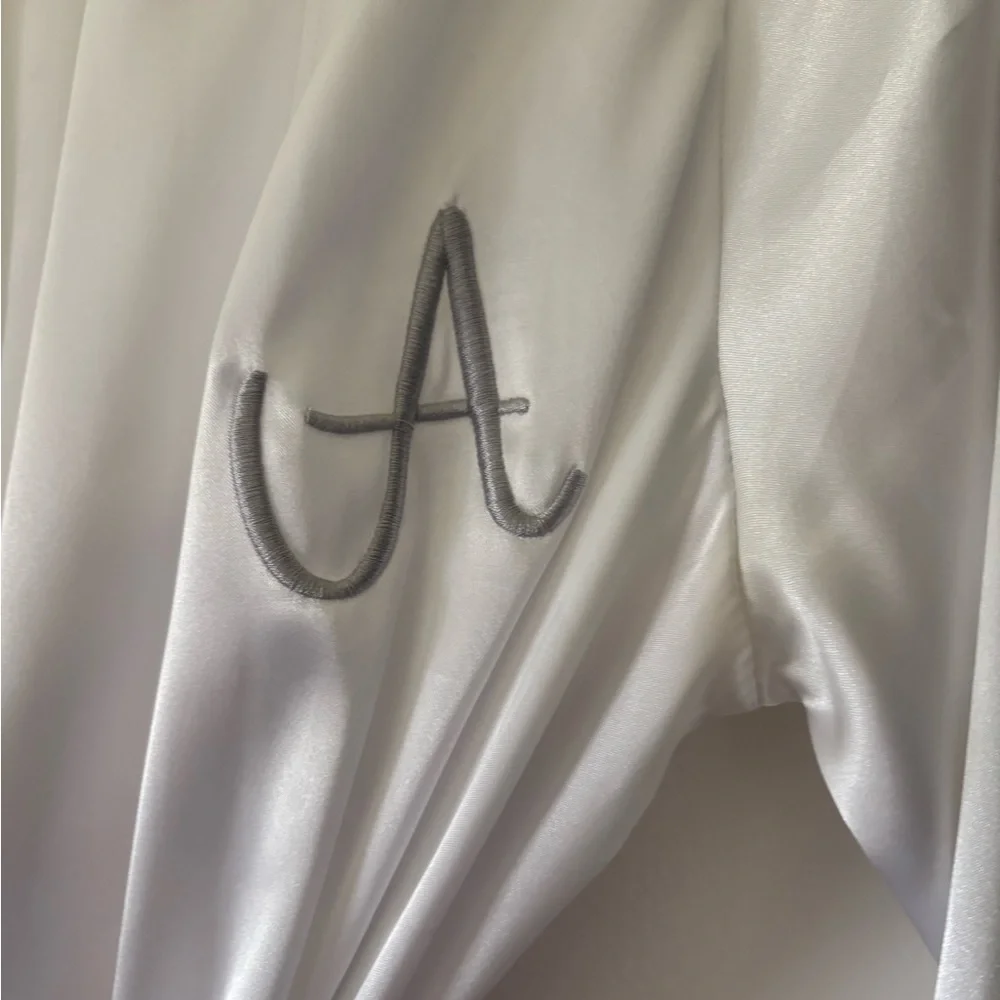 Silk Robe - Picture 3 of 4